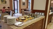 Hyatt Place hotel Breakfast