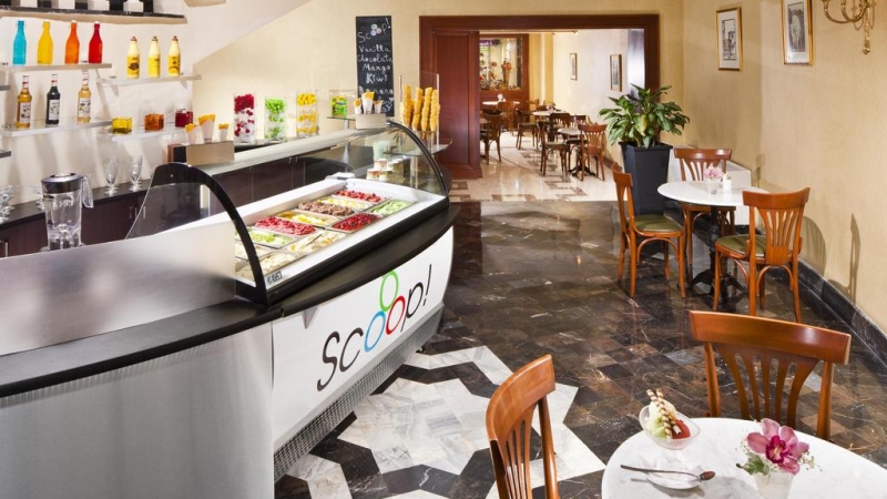 Room facilities: Minibar, Safety Deposit Box, Telephone, Air conditioning, Hairdryer, Iron, Radio, Desk, Ironing Facilities, Seating Area, Free toiletries